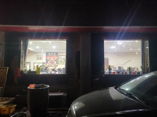 苏州风水大师龙德分享神奇案例：偏僻郊区巷底的饭店，深夜还人潮穿流